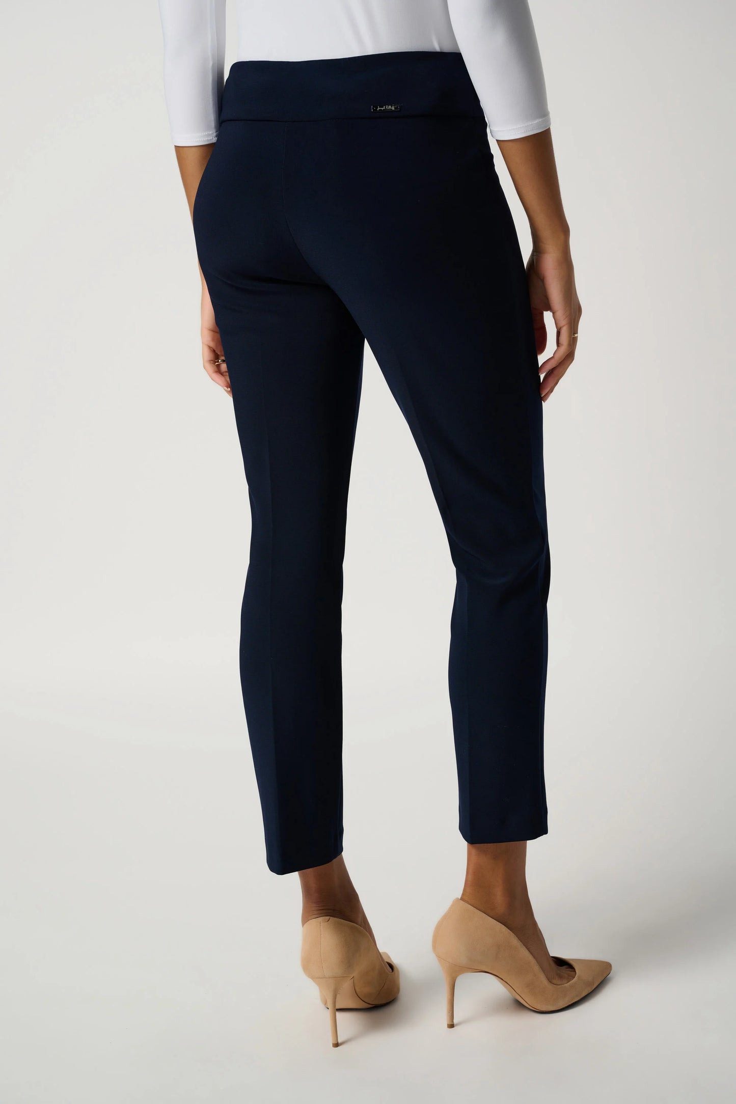 Joseph Ribkoff Classic Cropped Pant